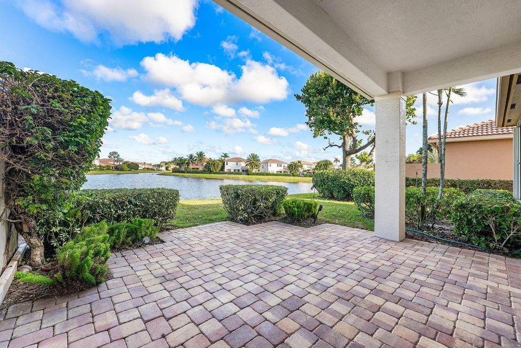 Photo of 208 Via Condado Way, Palm Beach Gardens, FL 33418 (MLS # R11152921)