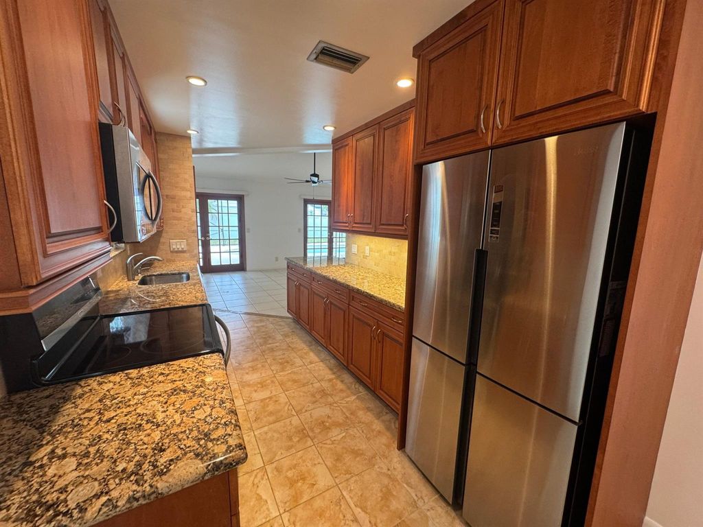 Photo of 18293 Jupiter Landings Drive, Jupiter, FL 33458 (MLS # R11082096)