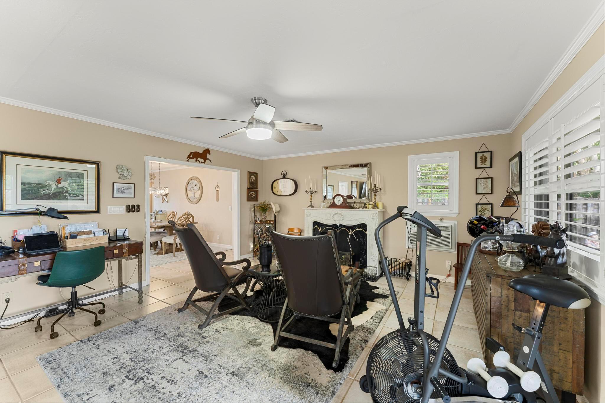 FLA-MANGO ESTATES AS - Residential