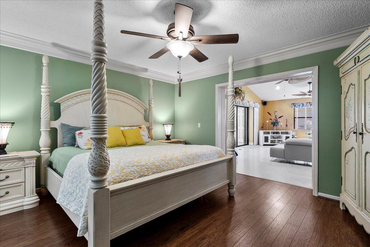 WOODLAND ESTATES - Residential