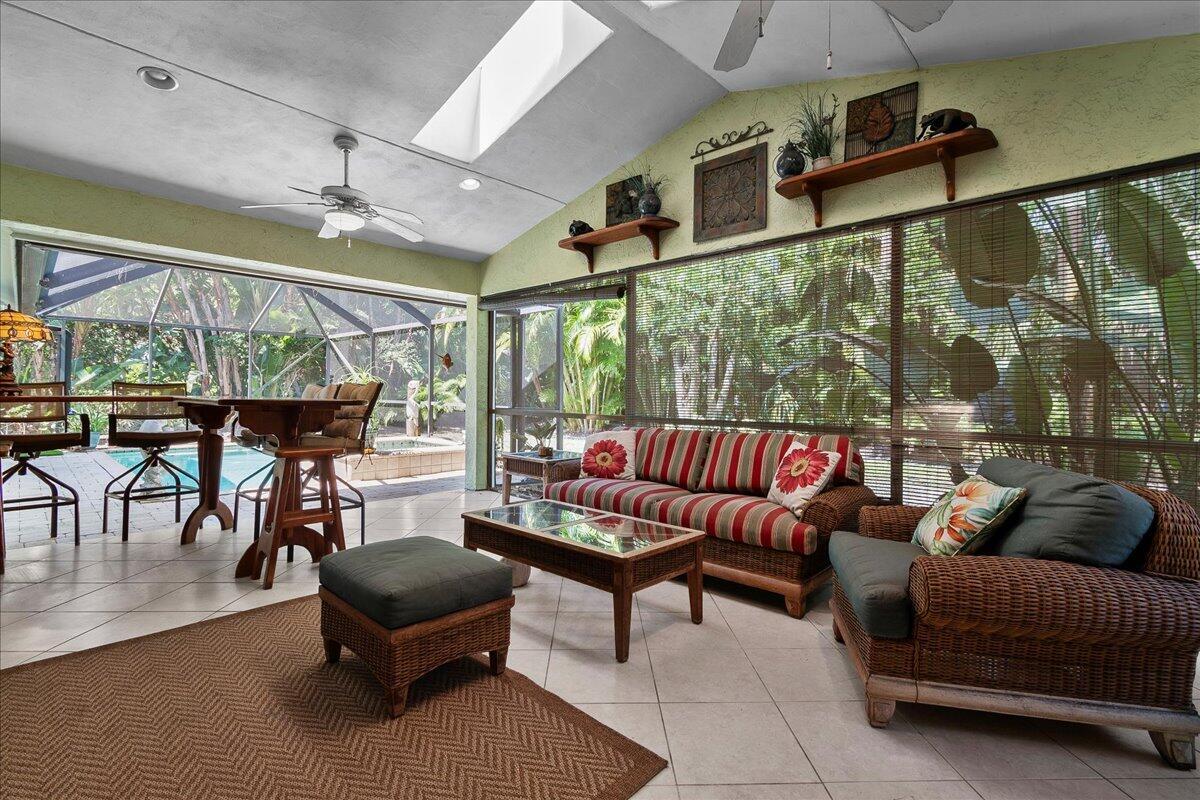 WOODLAND ESTATES - Residential