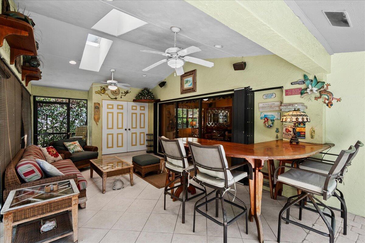 WOODLAND ESTATES - Residential