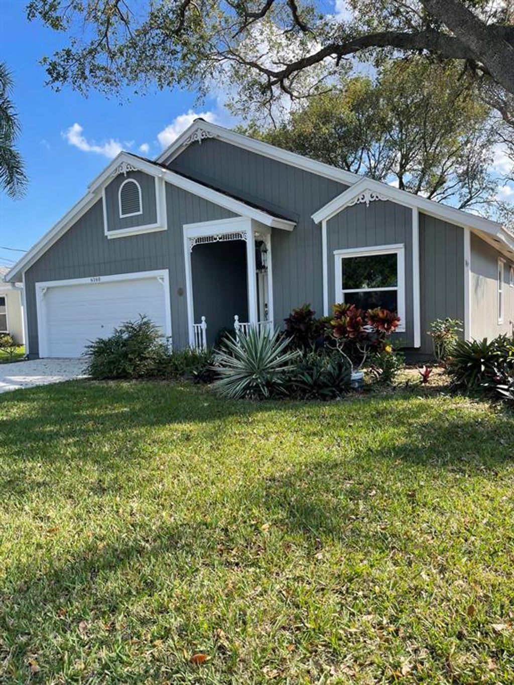 Photo of 6160 Lucerne Street, Jupiter, FL 33458 (MLS # R10781092)