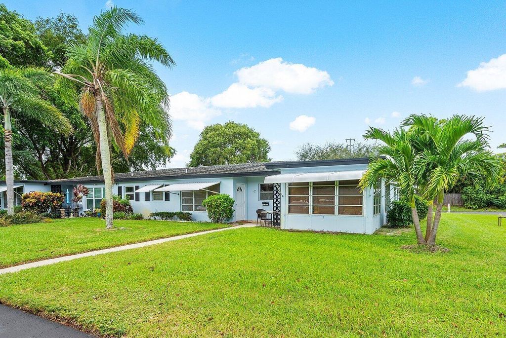 Photo of 510 High Point Drive #C, Delray Beach, FL 33445 (MLS # R11148439)