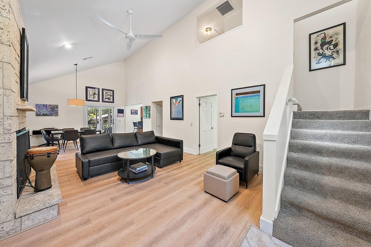 15629 95TH Avenue N