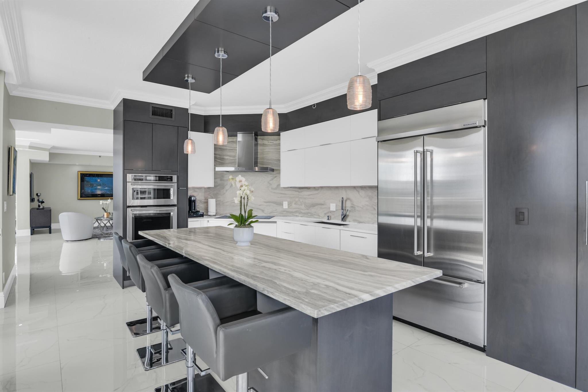 TOSCANA WEST CONDO - Residential