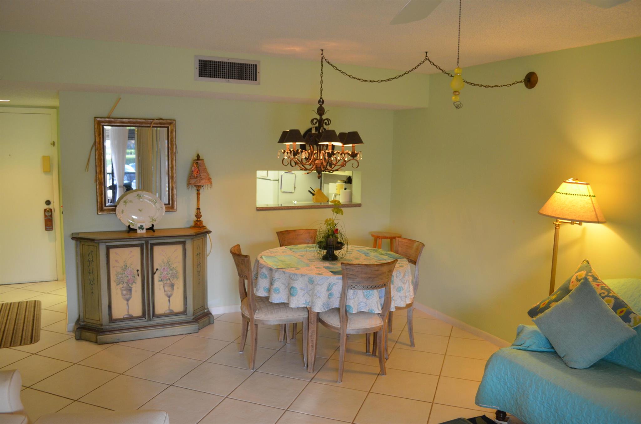 5190 Las Verdes Circle 224