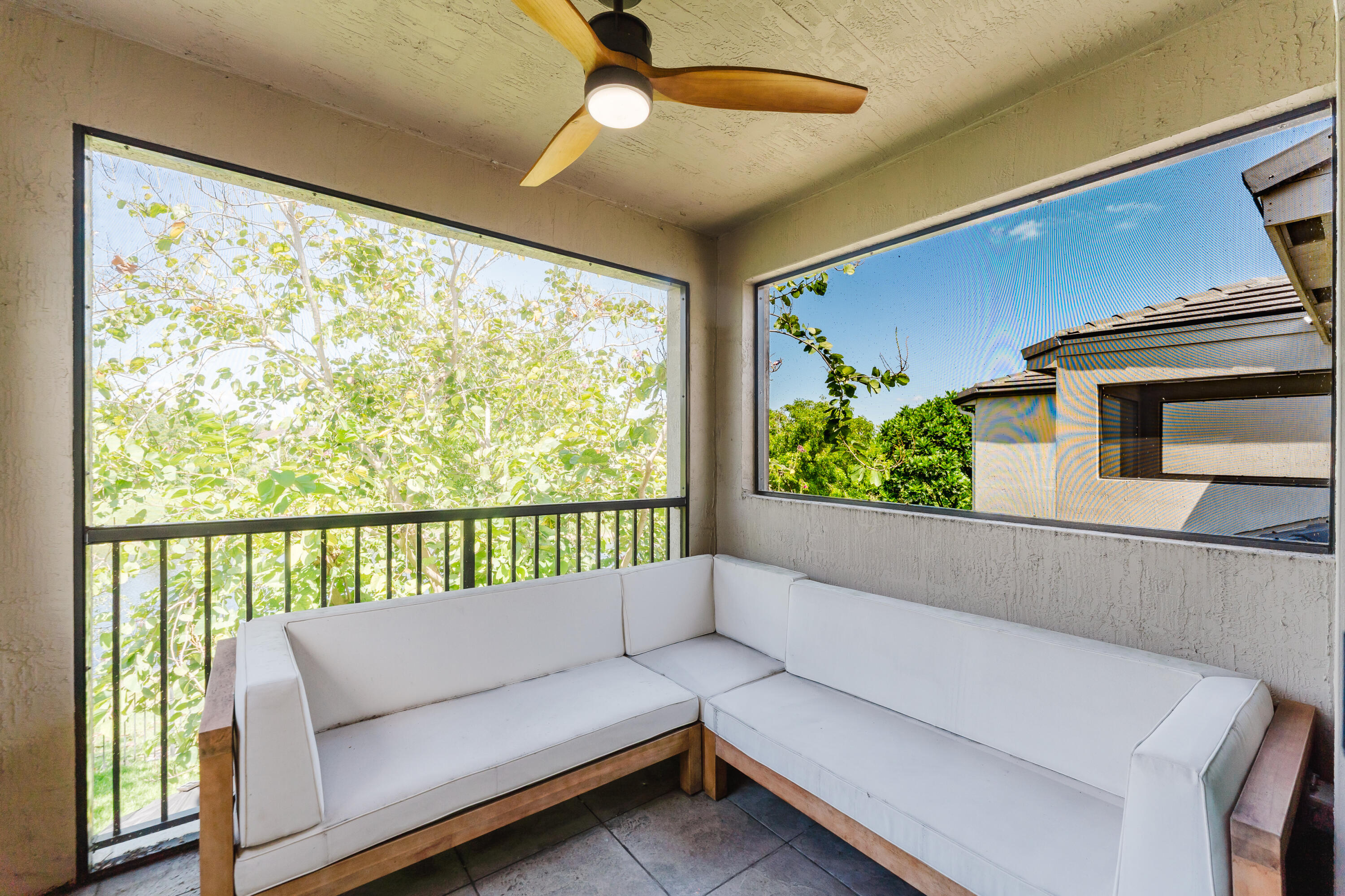 RESIDENCES AT PALM AIRE - Residential