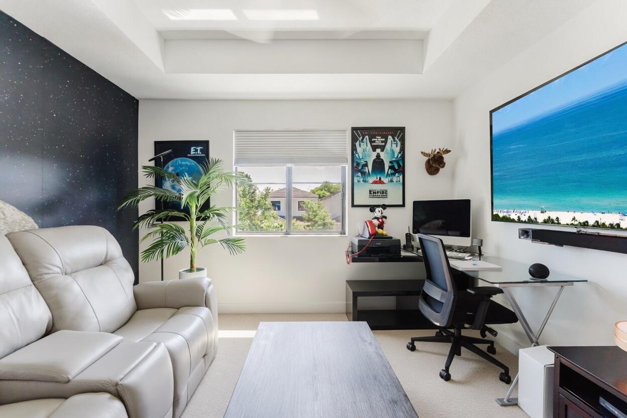 RESIDENCES AT PALM AIRE - Residential