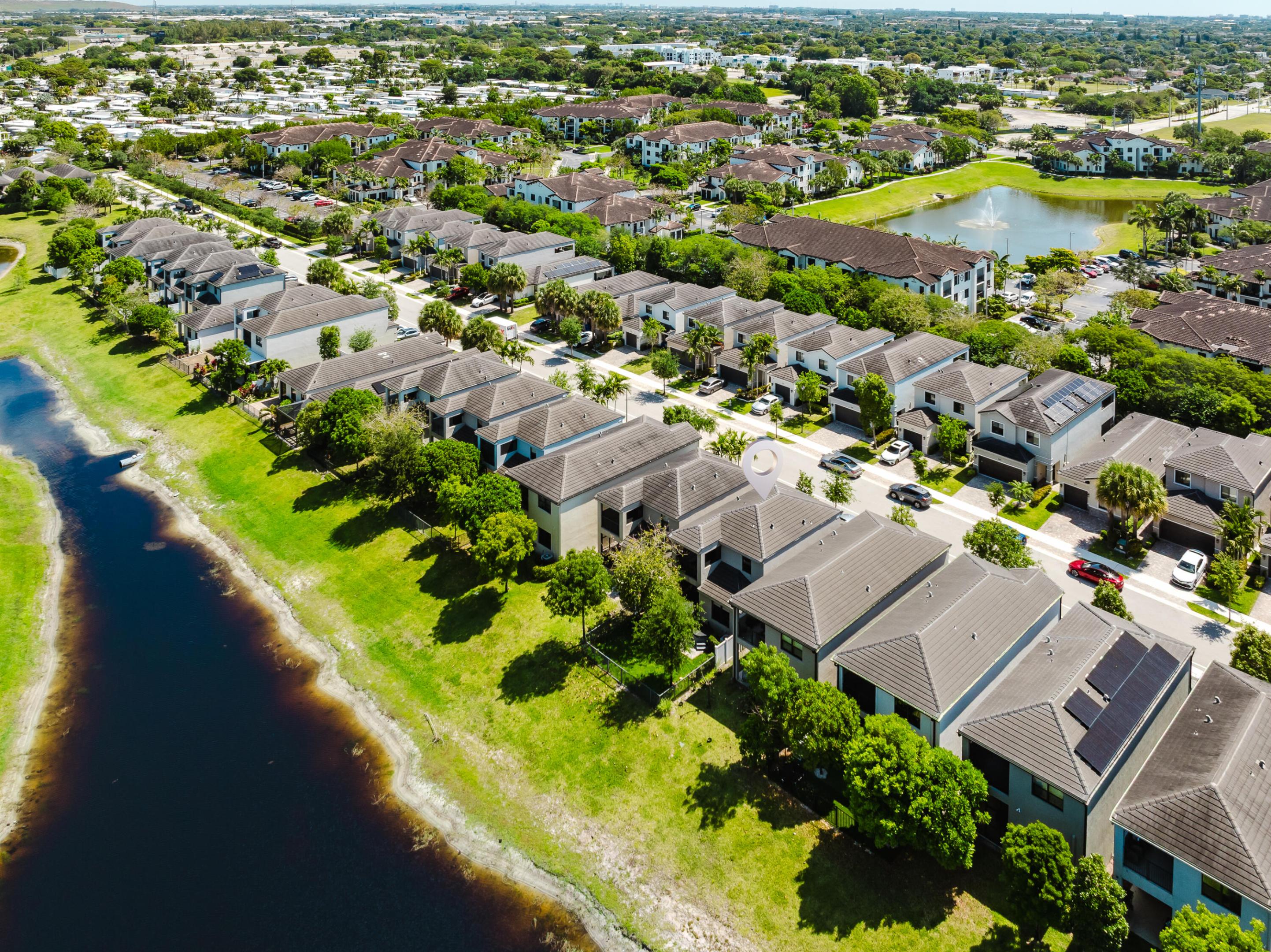 RESIDENCES AT PALM AIRE - Residential