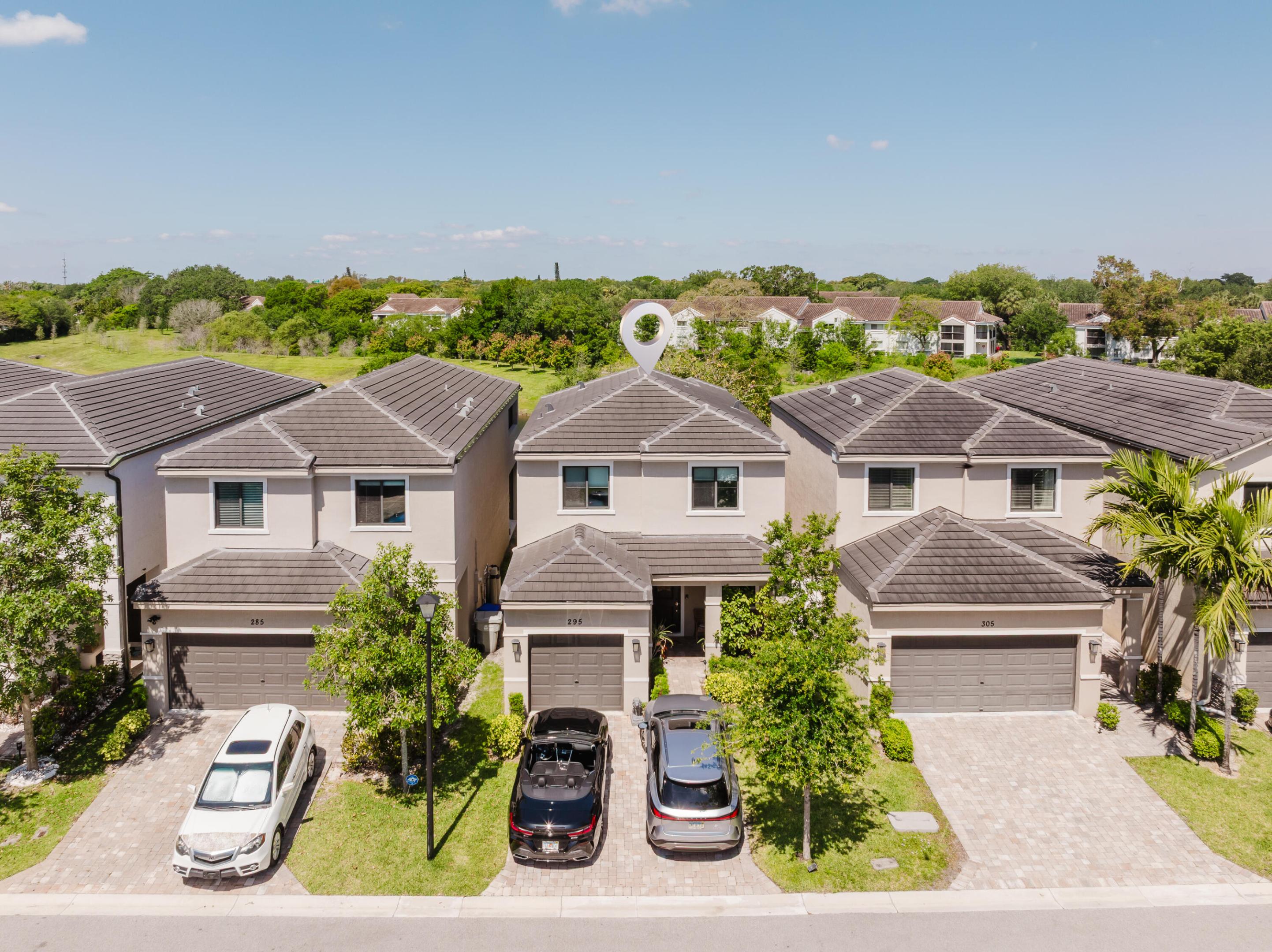 RESIDENCES AT PALM AIRE - Residential