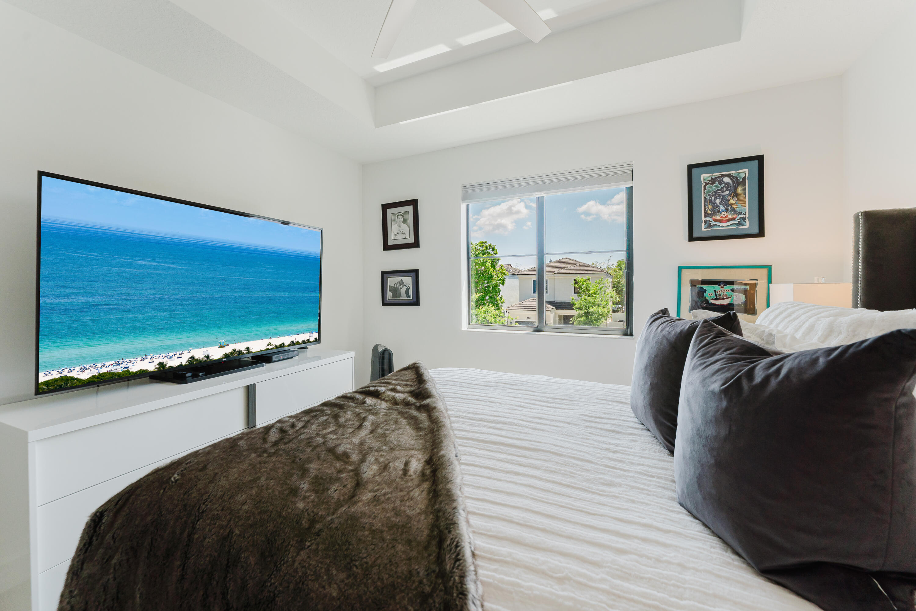 RESIDENCES AT PALM AIRE - Residential