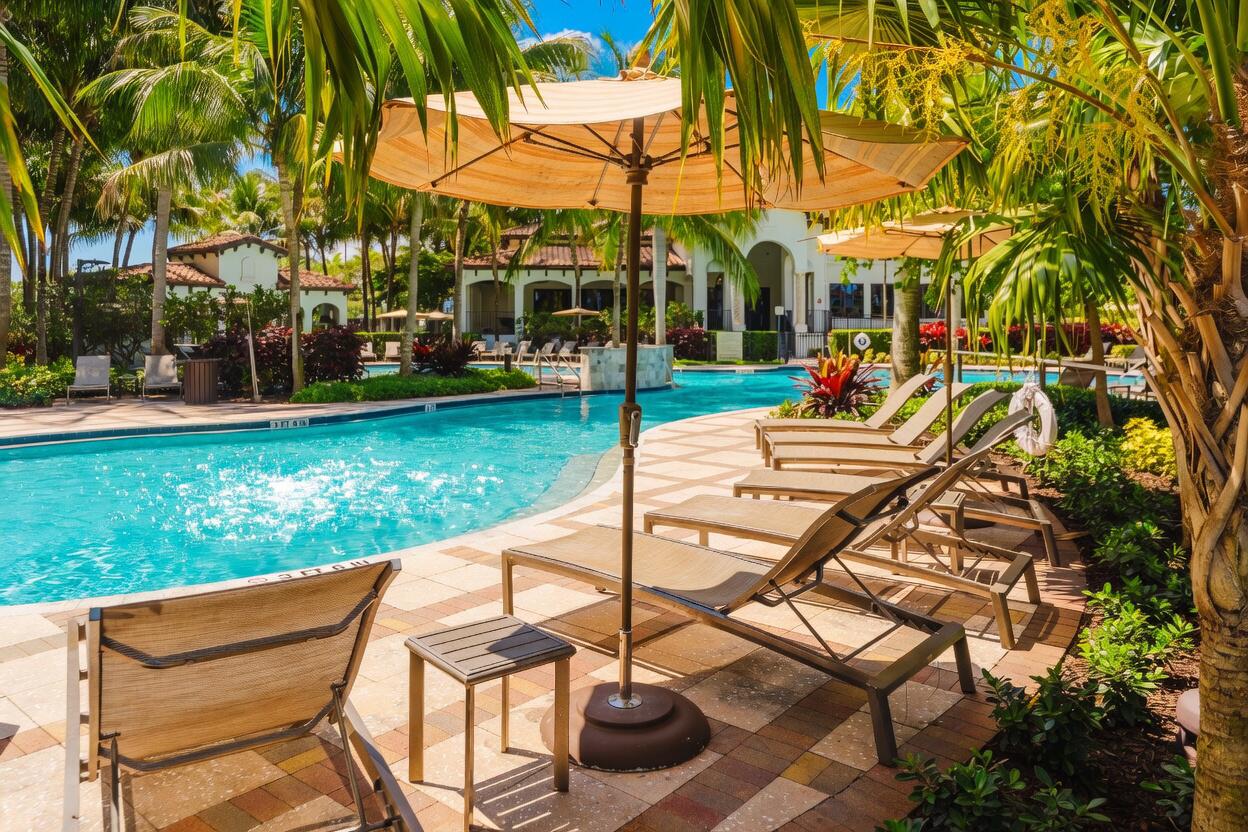 RESIDENCES AT PALM AIRE - Residential