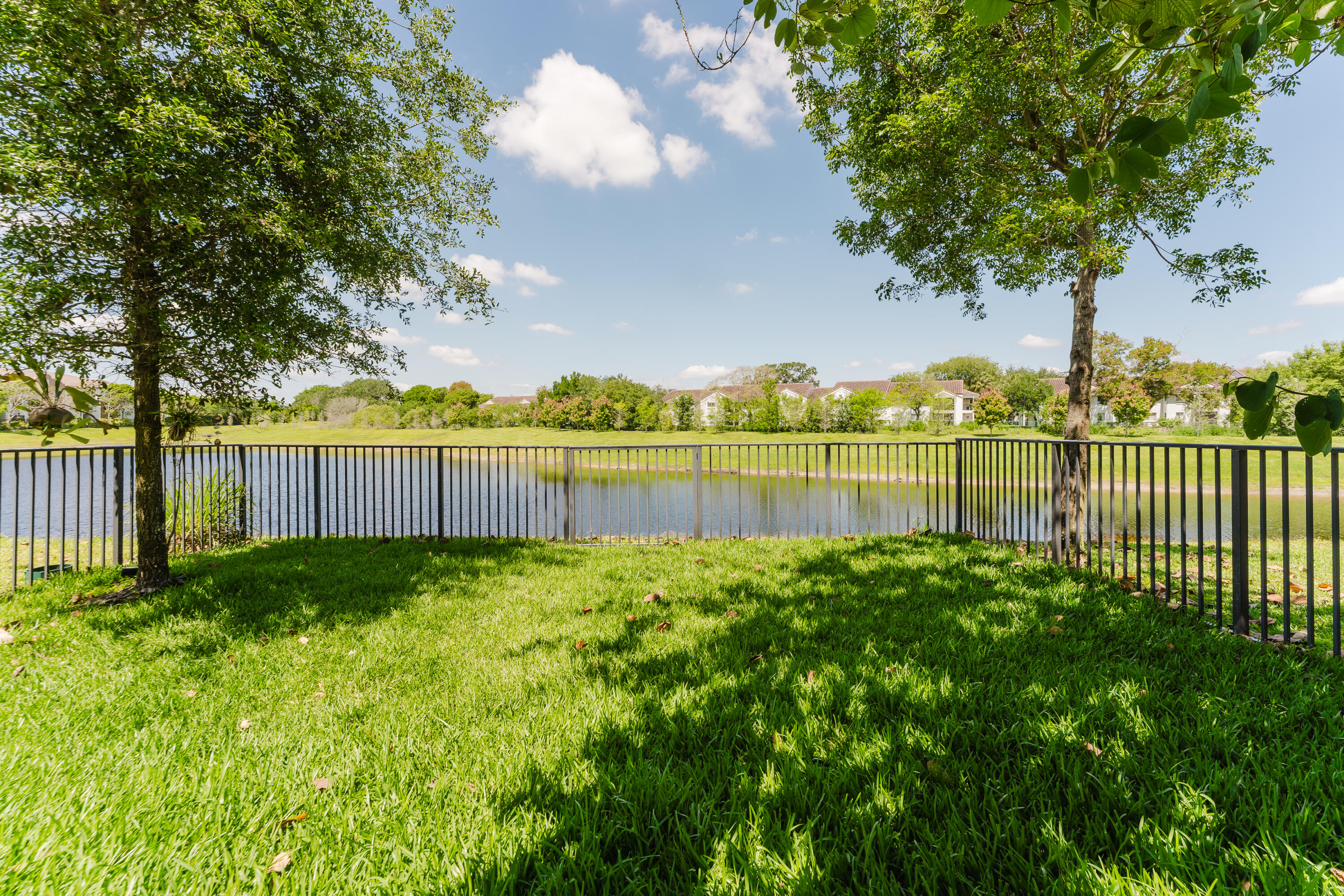 RESIDENCES AT PALM AIRE - Residential