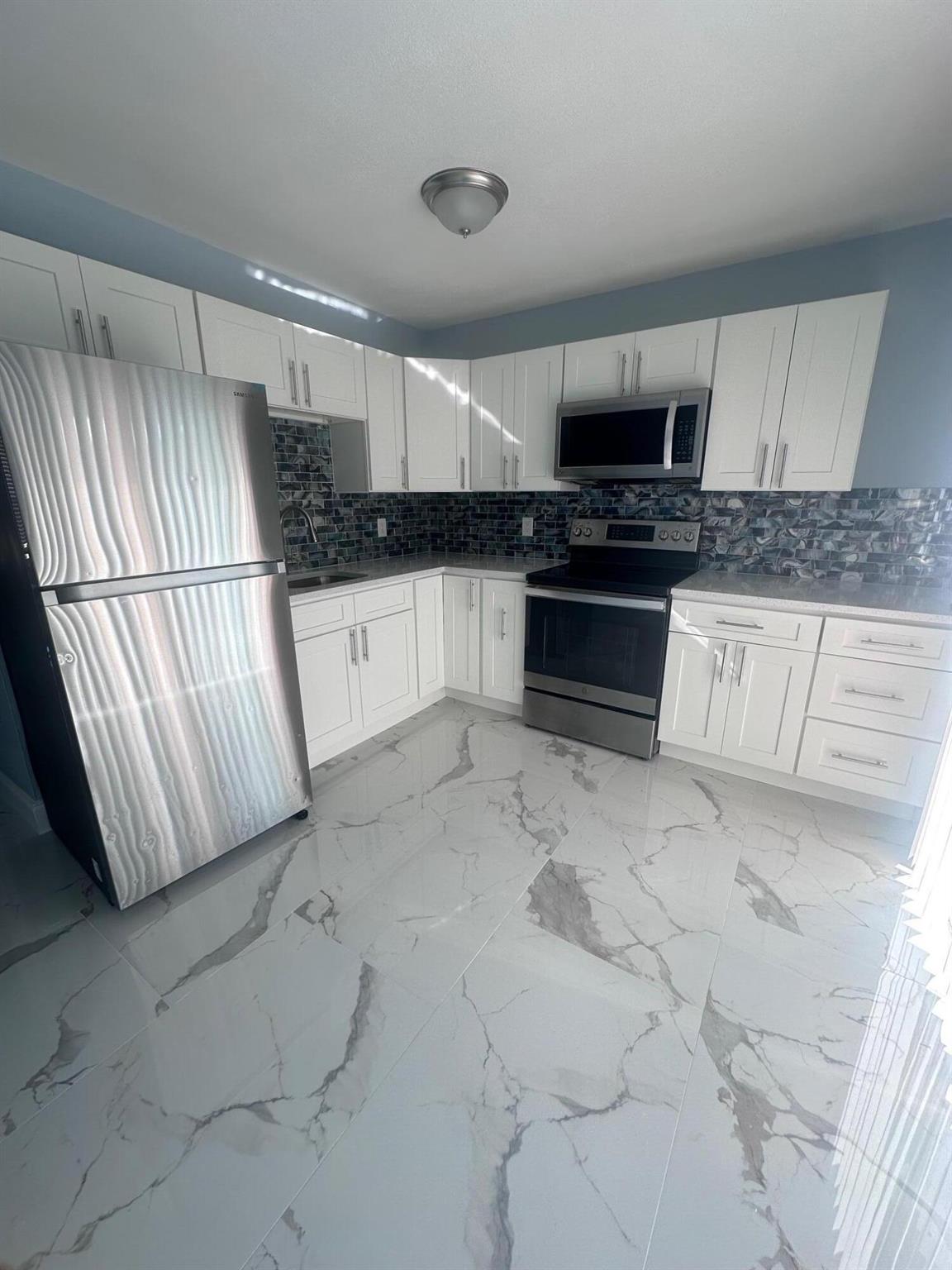 24-44-42, S 60 FT OF N 43 - Residential Income