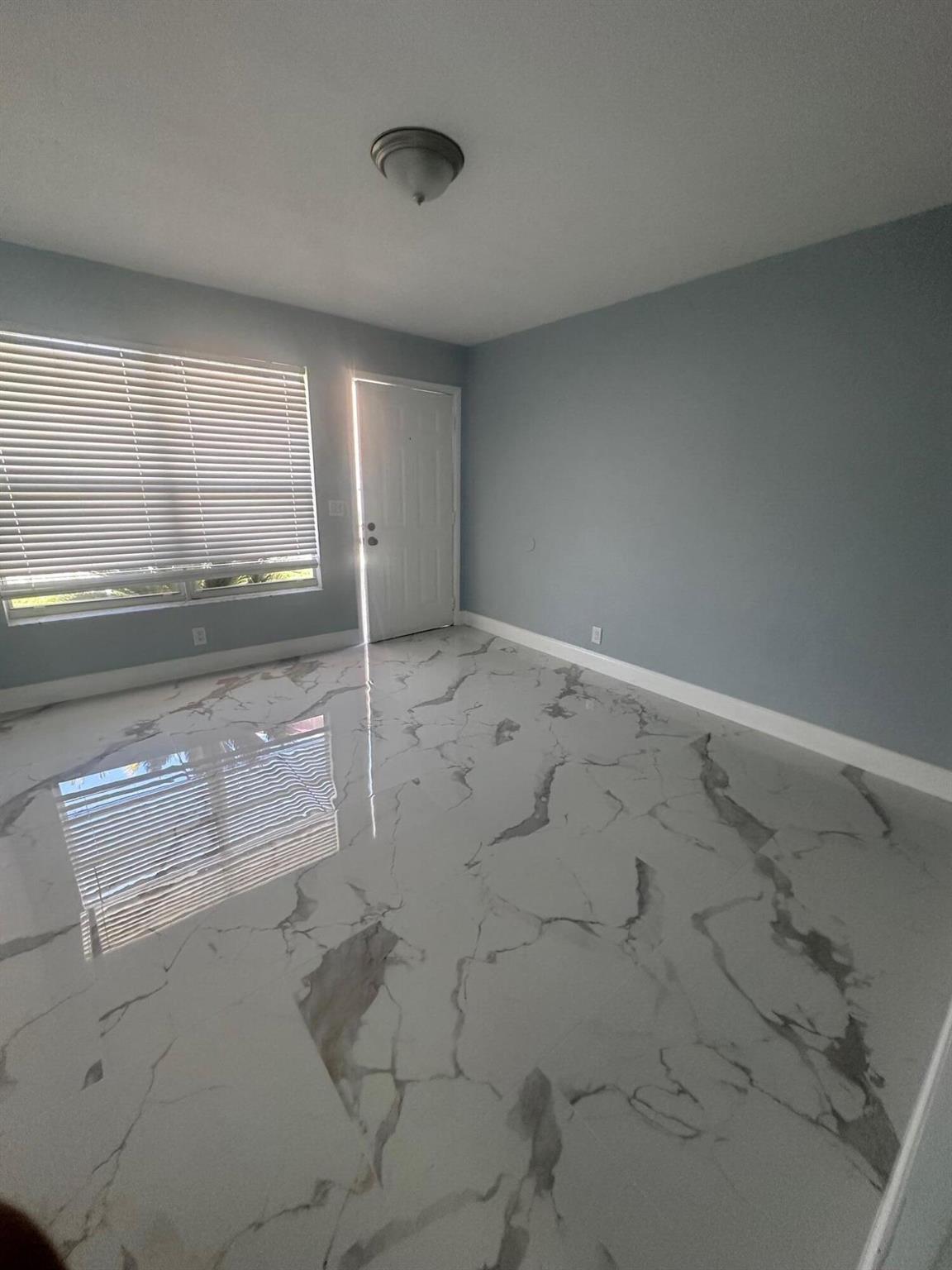 24-44-42, S 60 FT OF N 43 - Residential Income