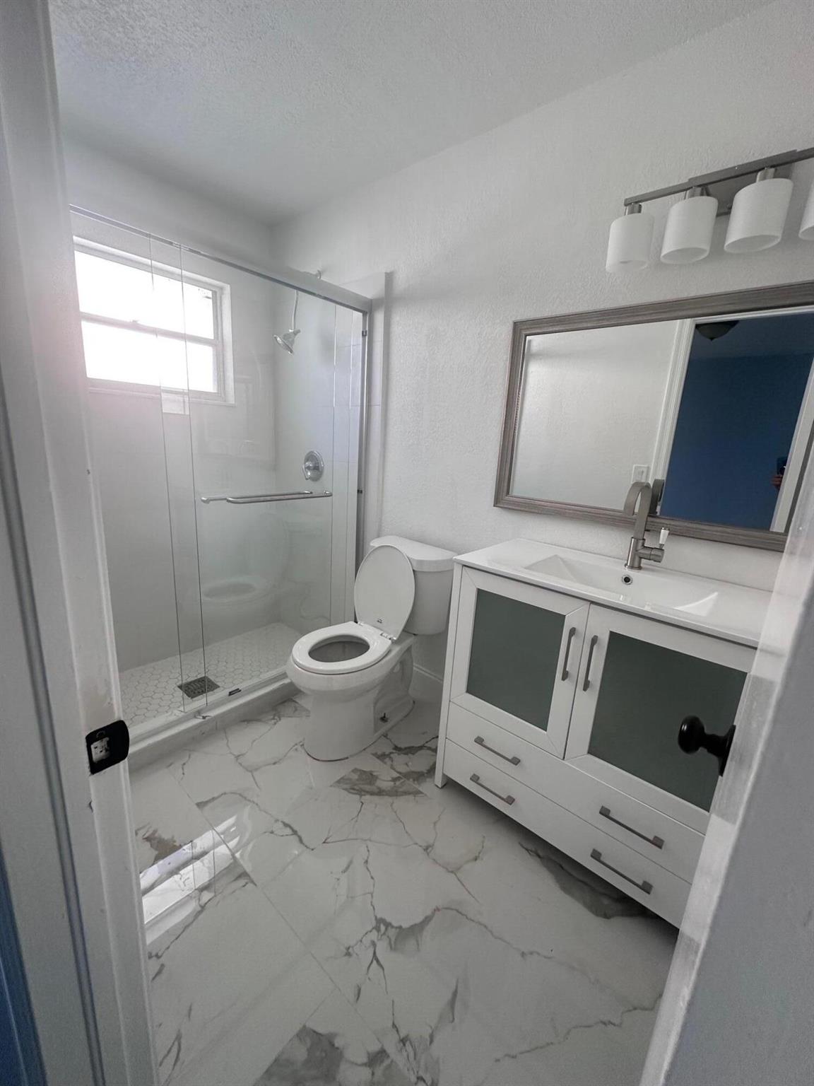 24-44-42, S 60 FT OF N 43 - Residential Income