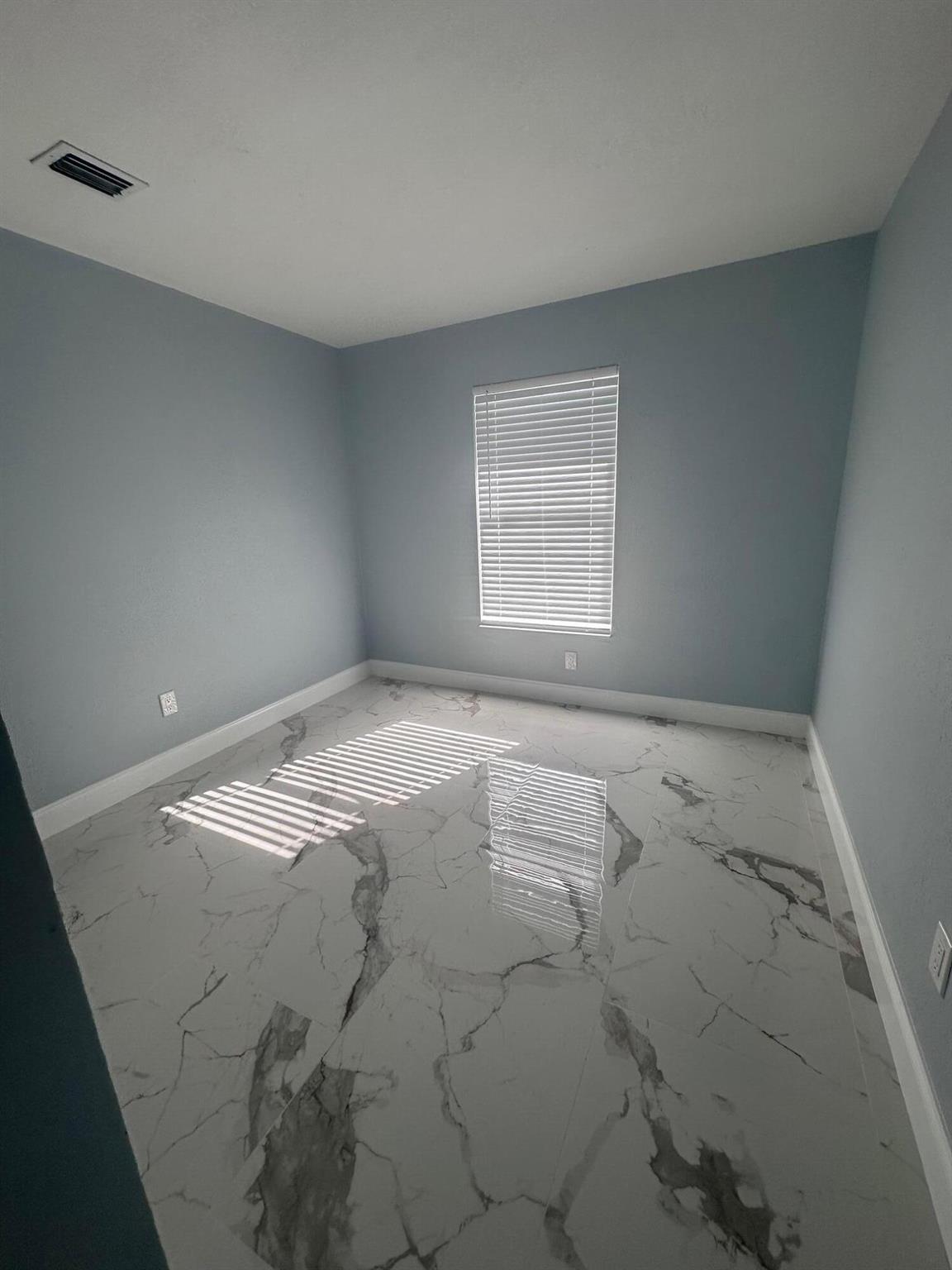 24-44-42, S 60 FT OF N 43 - Residential Income