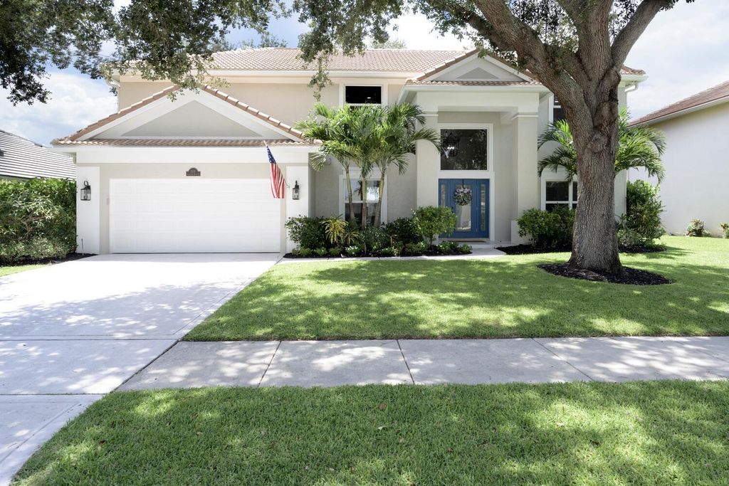 Photo of 509 Cocoplum Drive S, Jupiter, FL 33458 (MLS # R11002540)