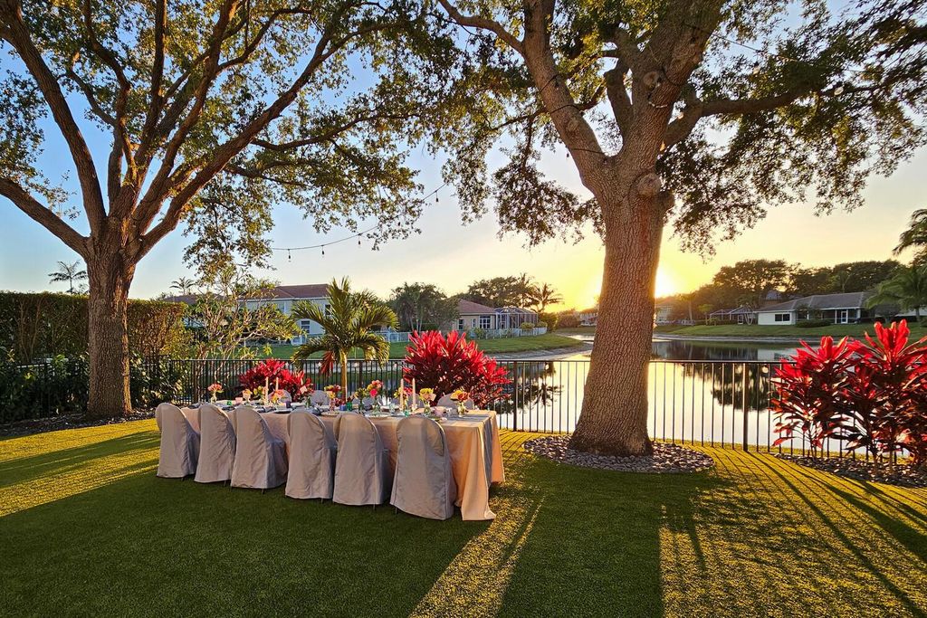 Photo of 509 Cocoplum Drive S, Jupiter, FL 33458 (MLS # R11002540)