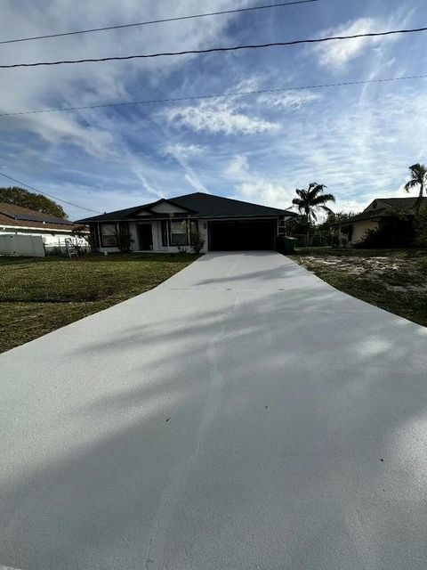 A home in Port St Lucie