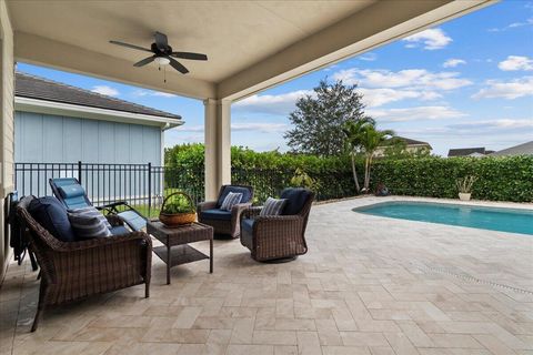 A home in Loxahatchee