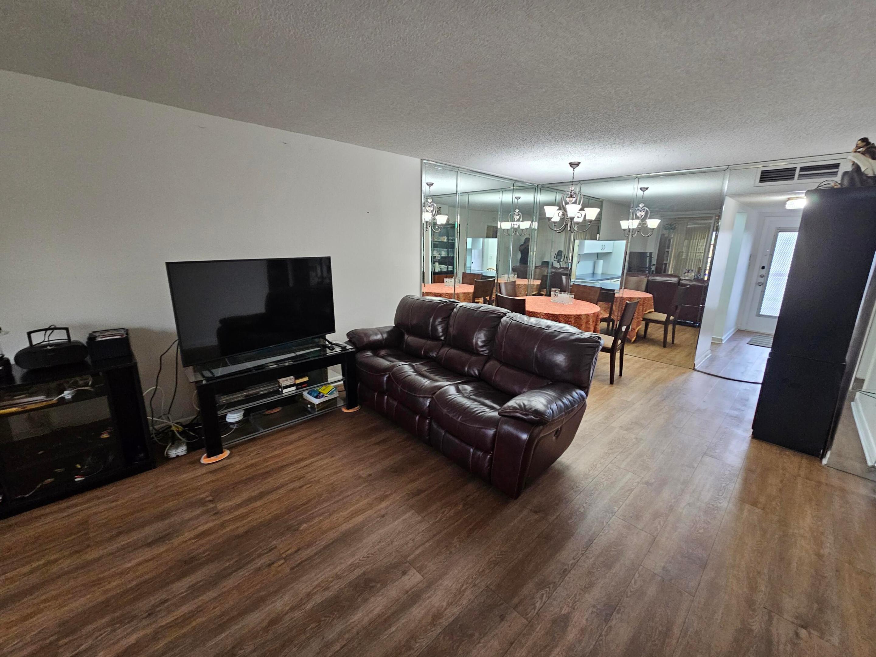 BERMUDA CLUB FOUR CONDO - Residential