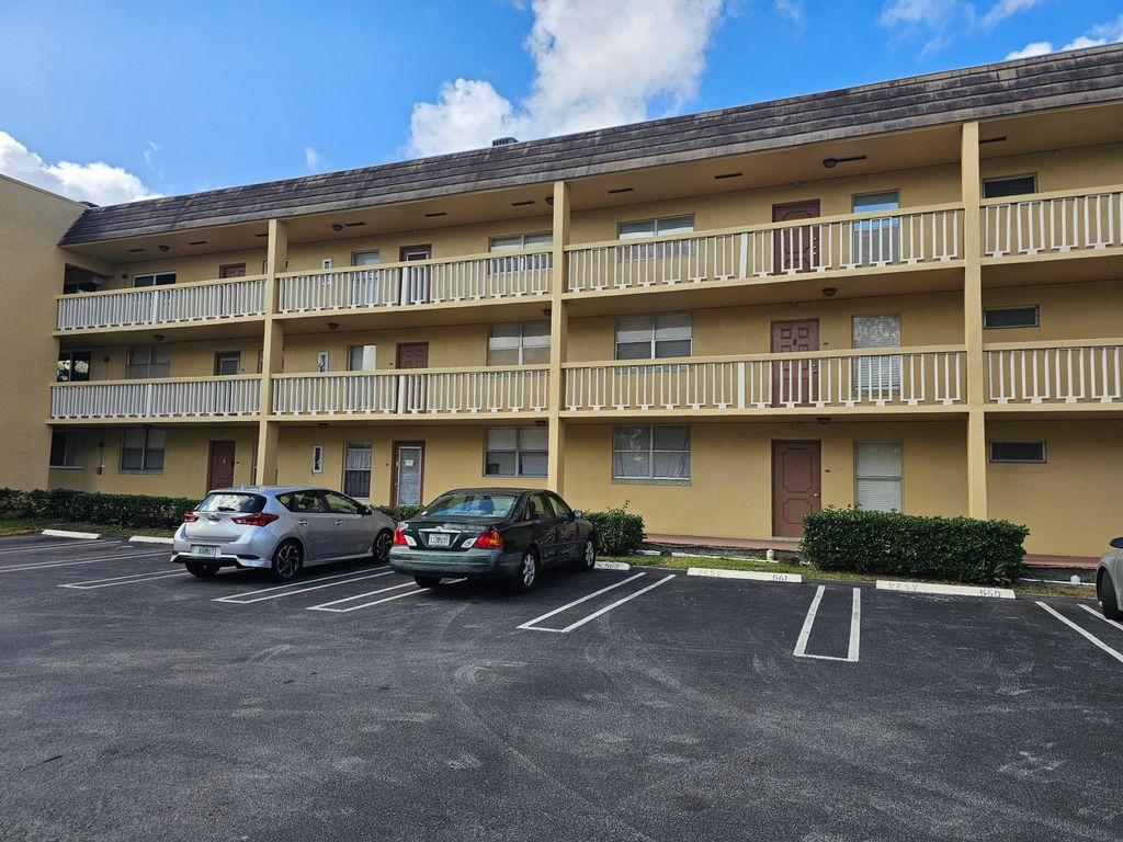 Photo of 6200 NW 62nd Street, Tamarac, FL 33319 (MLS # B26001644)