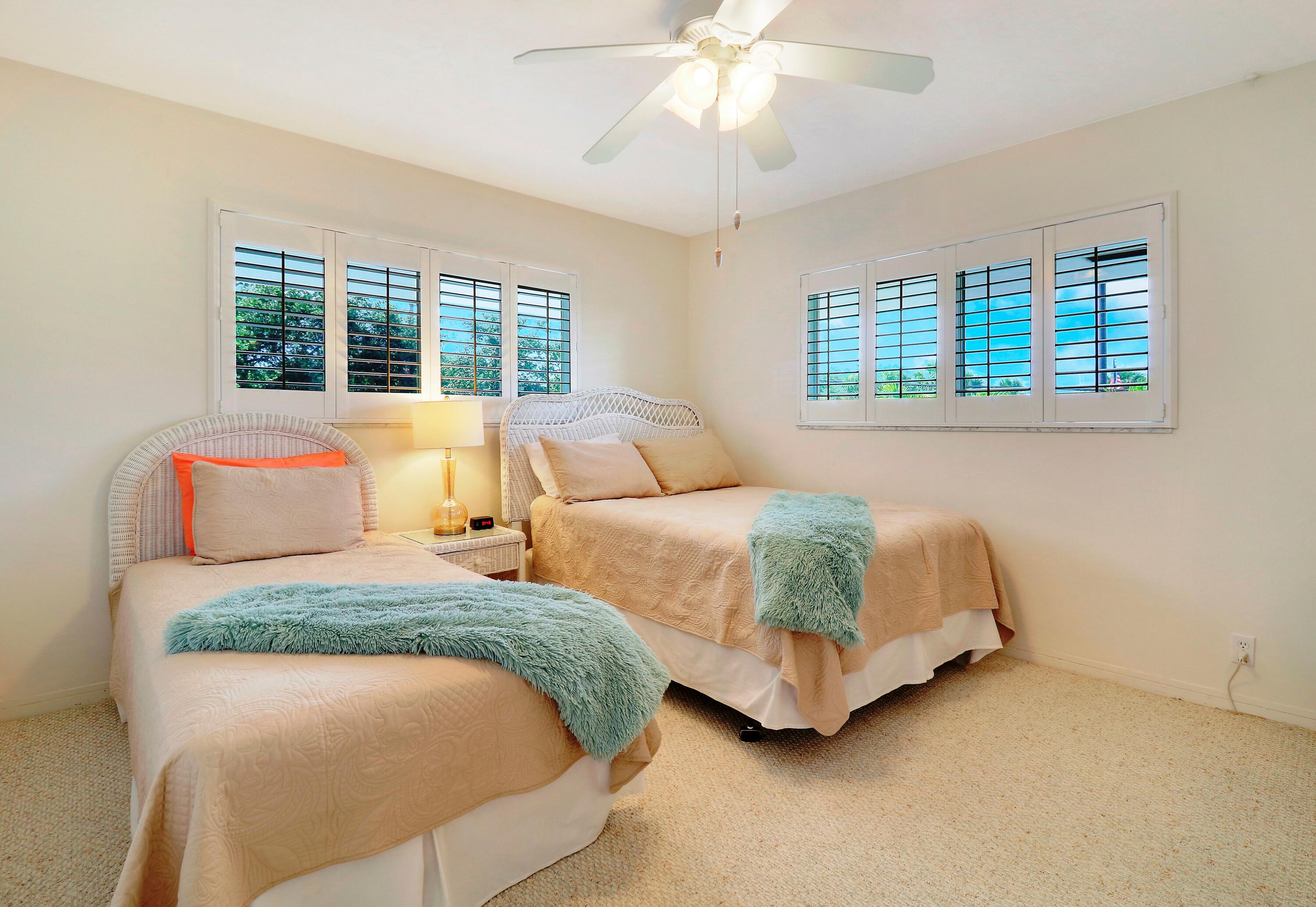 TEQUESTA GARDEN CONDO 3 - Residential