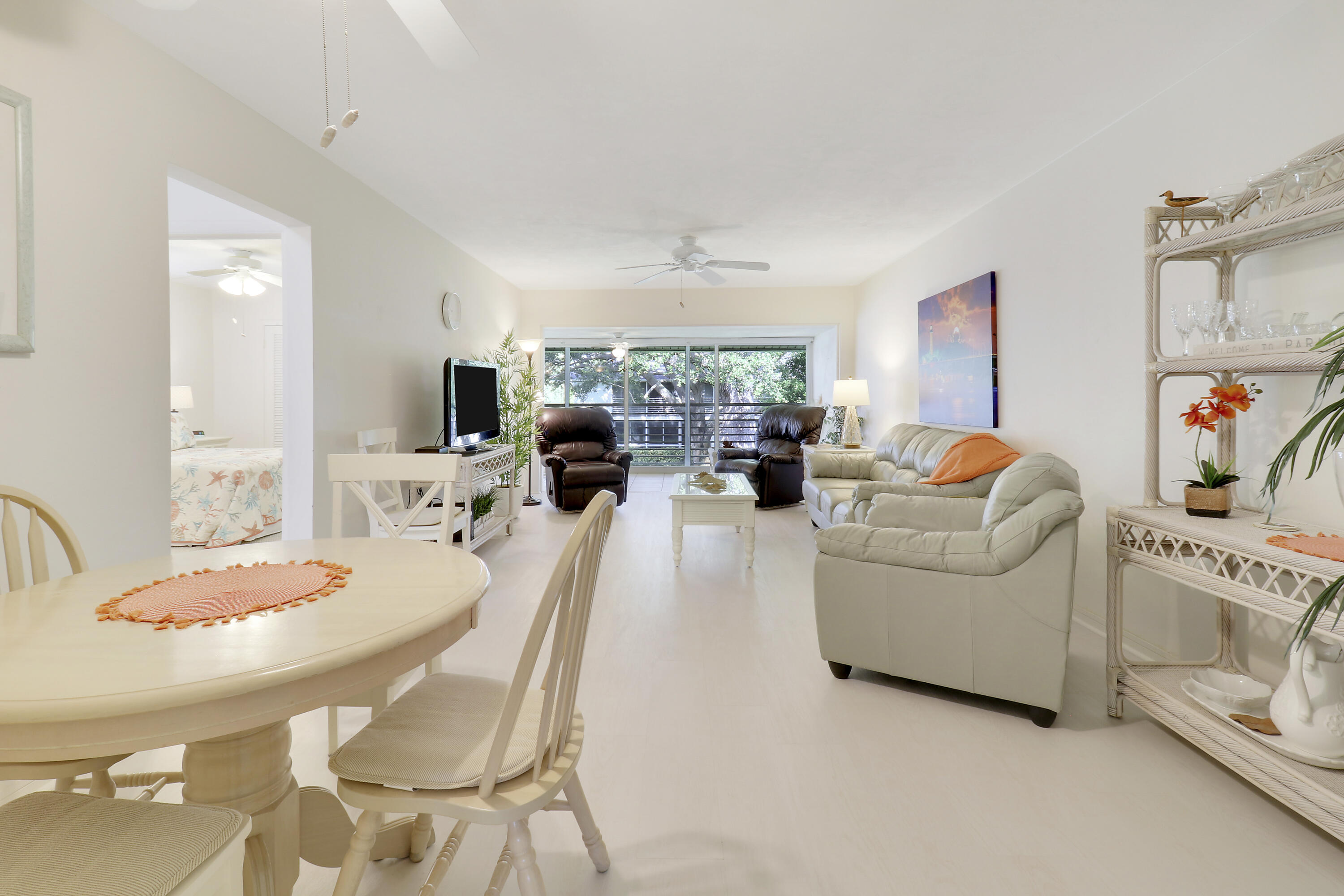 TEQUESTA GARDEN CONDO 3 - Residential