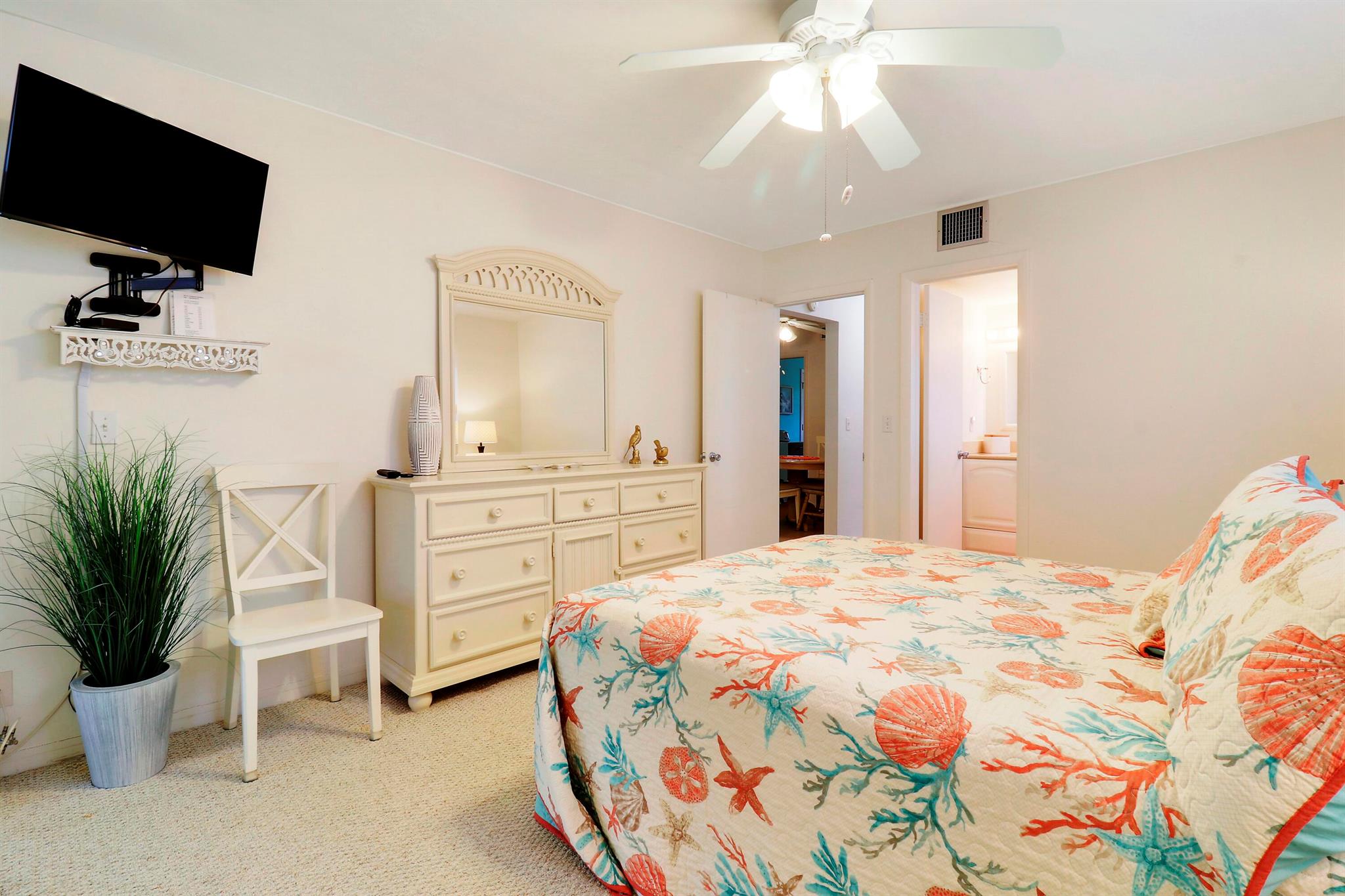 TEQUESTA GARDEN CONDO 3 - Residential