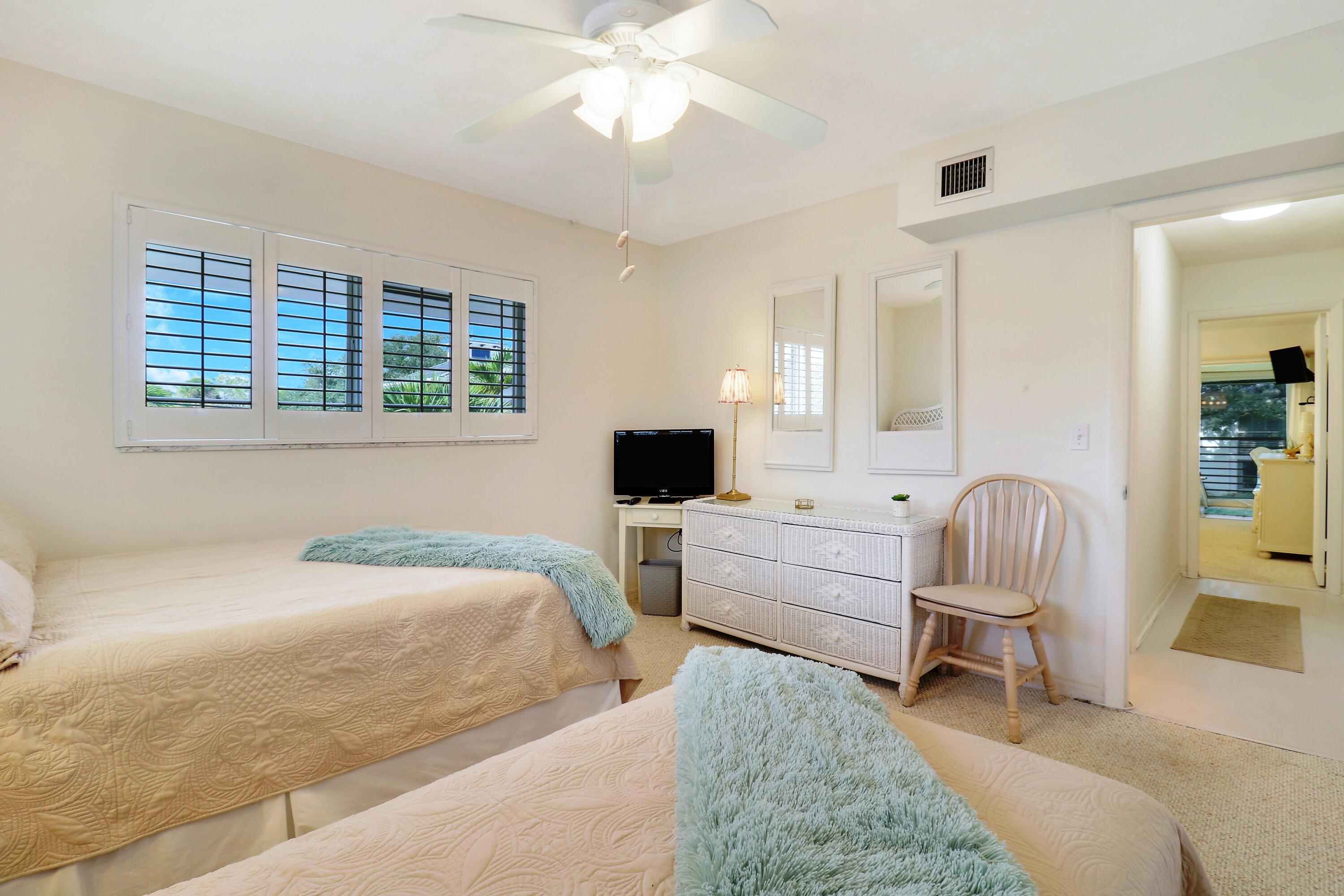 TEQUESTA GARDEN CONDO 3 - Residential