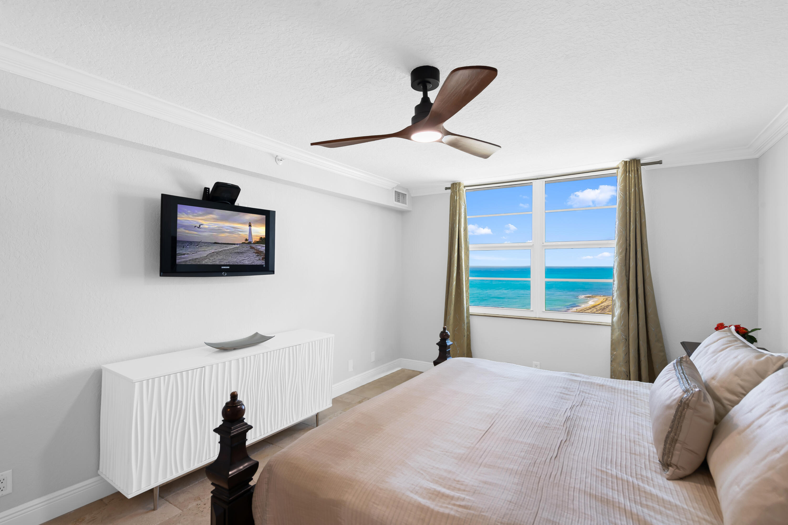 45 OCEAN CONDO - Residential