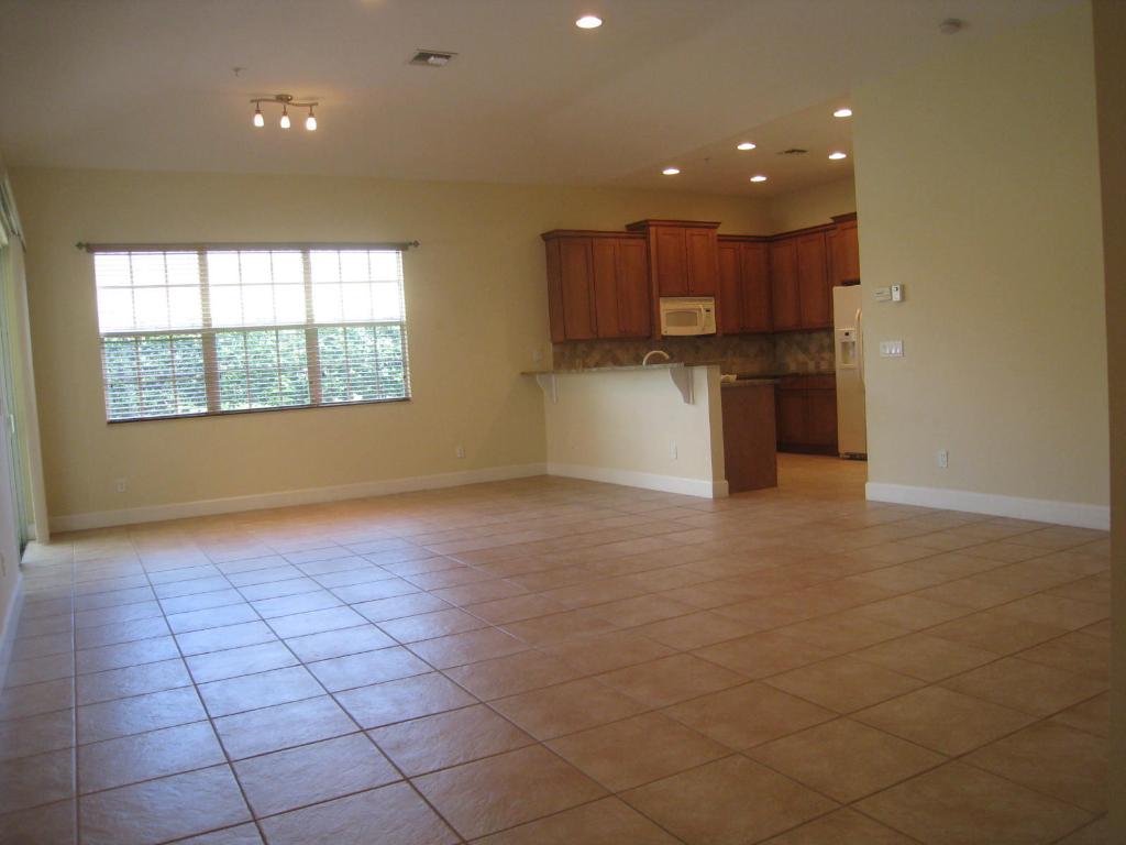 VERANO PUD NO 1 - Residential Lease