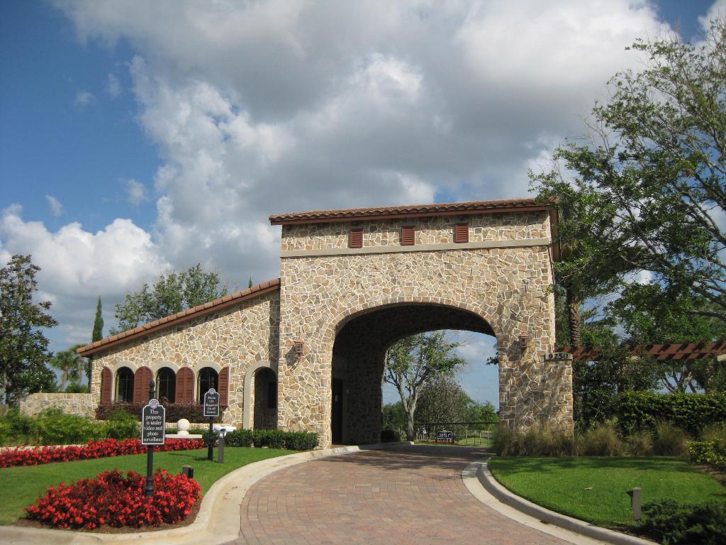 VERANO PUD NO 1 - Residential Lease