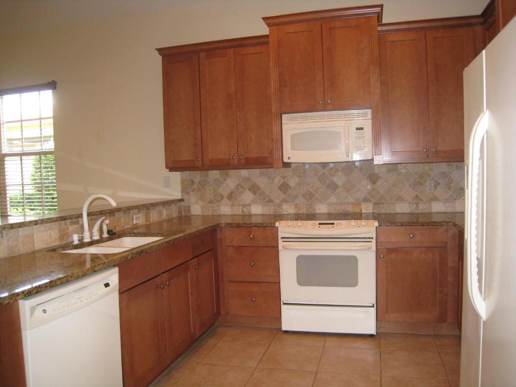 VERANO PUD NO 1 - Residential Lease