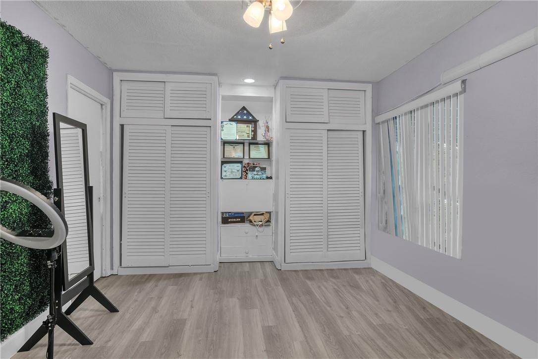 SUNRISE GOLF VILLAGE FIRS - Residential