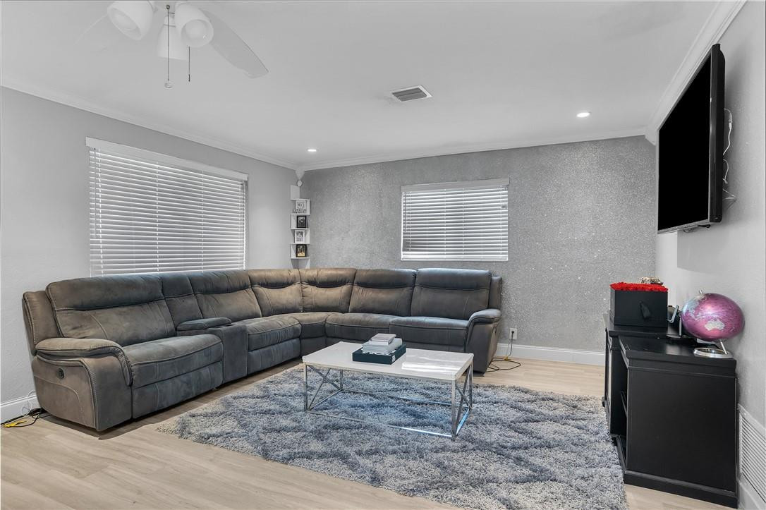 SUNRISE GOLF VILLAGE FIRS - Residential