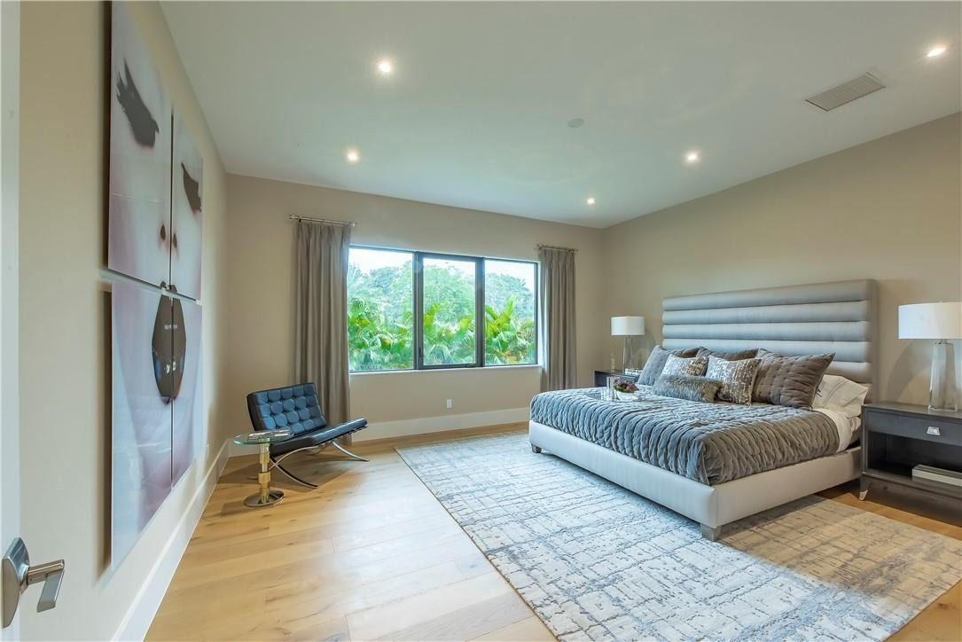 PLANTATION ACRES - Residential