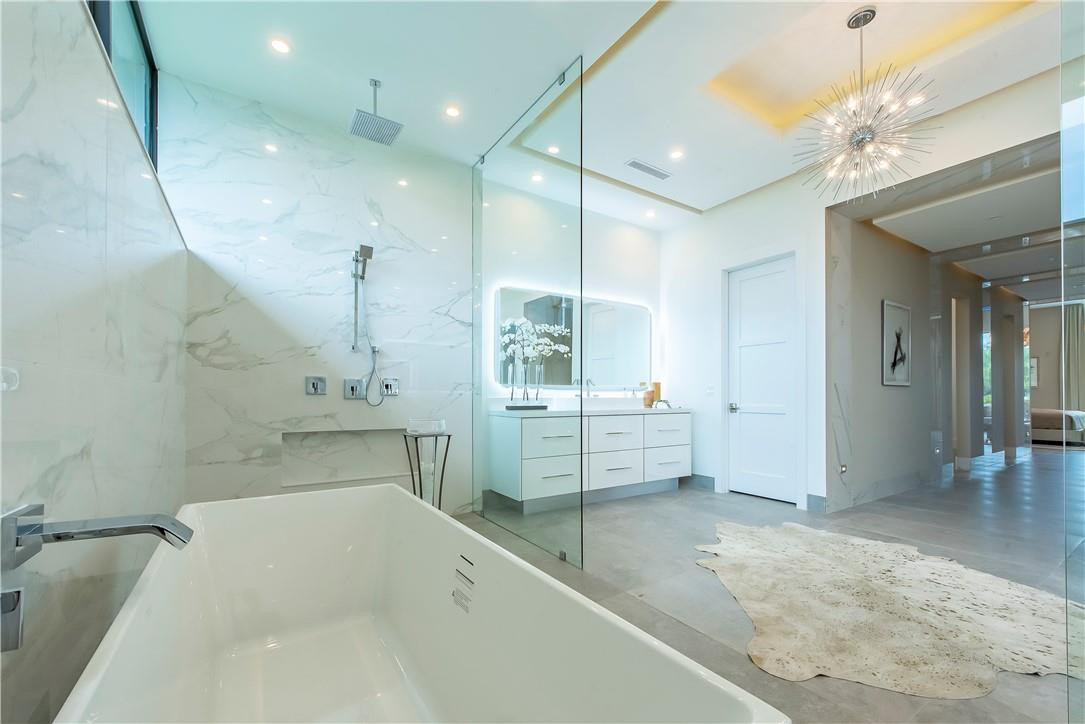 PLANTATION ACRES - Residential