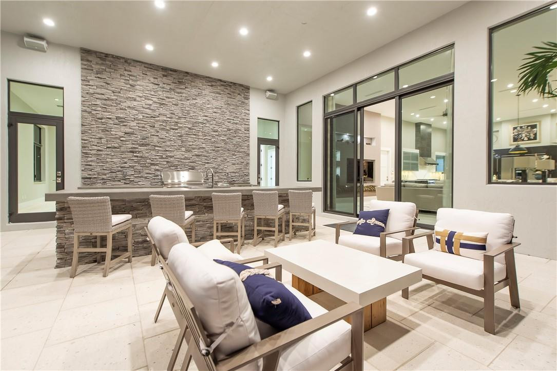 PLANTATION ACRES - Residential