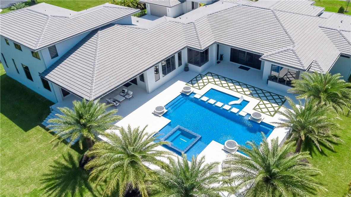 PLANTATION ACRES - Residential