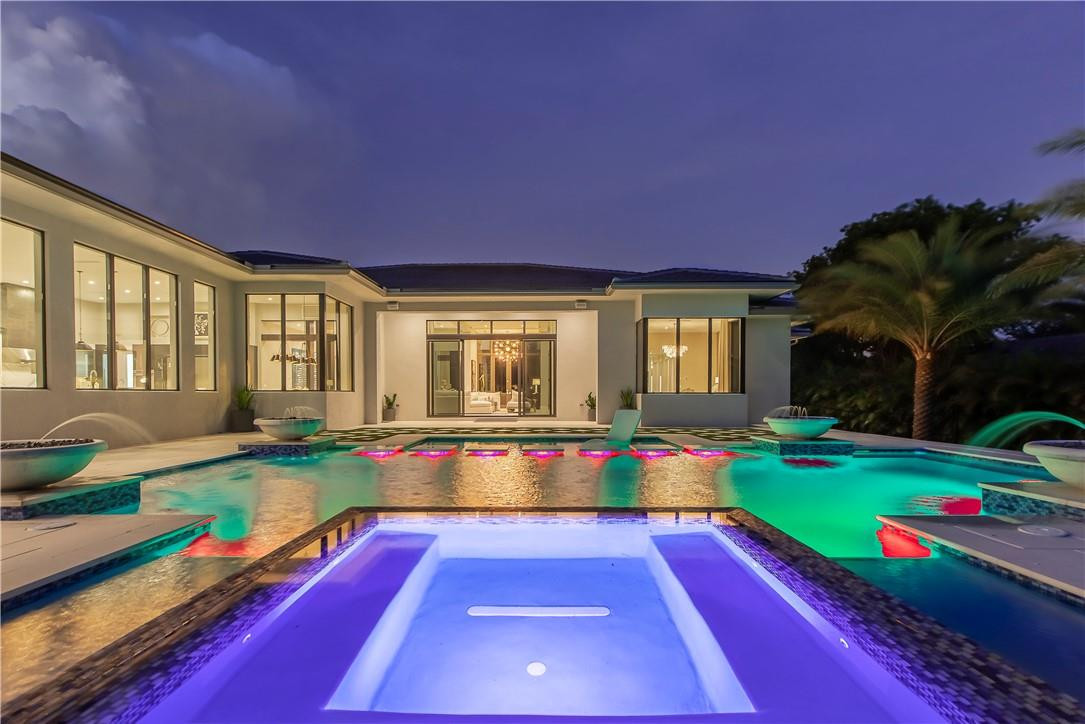 PLANTATION ACRES - Residential