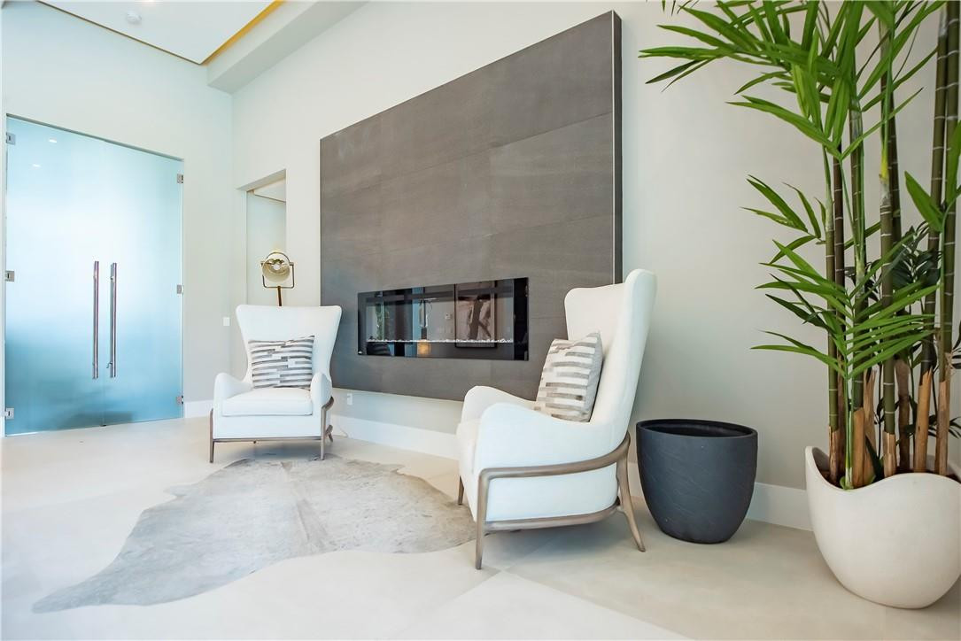 PLANTATION ACRES - Residential