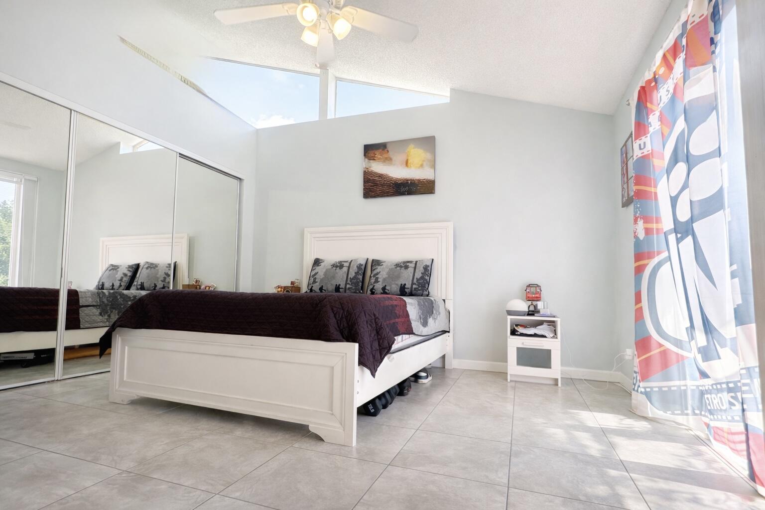 WESTCHESTER TOWNHOUSES - Residential