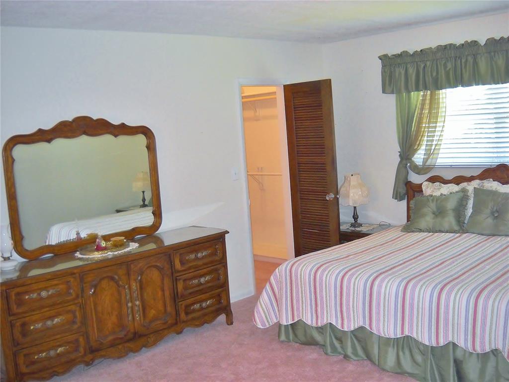 Pembroke Lakes Sec 2 81-4 - Residential