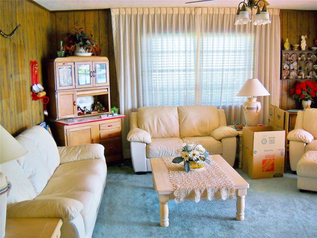 Pembroke Lakes Sec 2 81-4 - Residential
