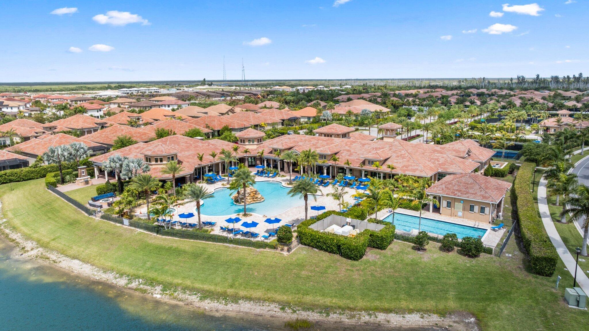 PARKLAND ROYALE - Residential