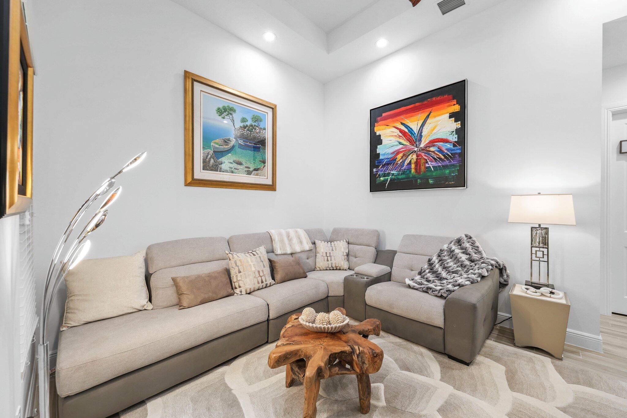 PARKLAND ROYALE - Residential