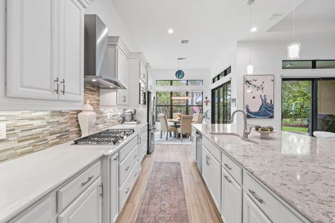 Tiny photo for 9368 Cantal Circle E, Parkland, FL 33076 (MLS # B26011506)